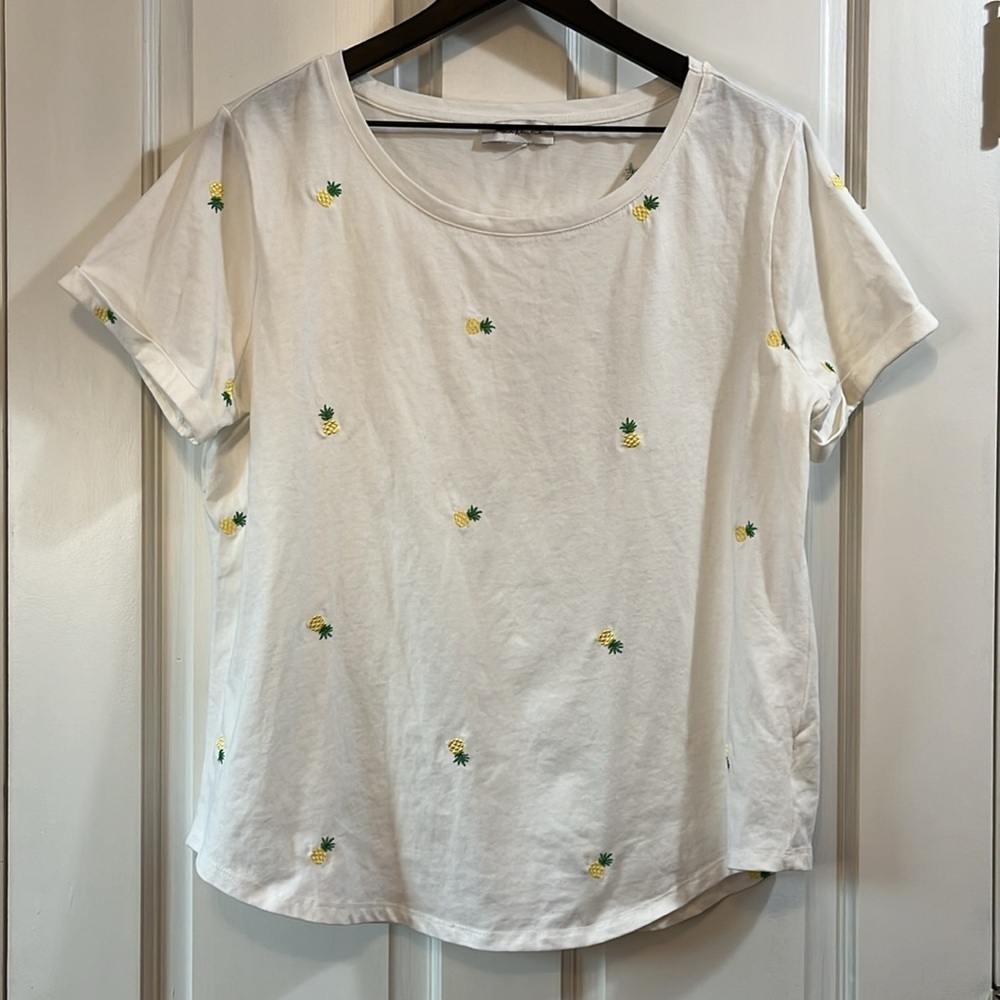 Vintage America Pineapples Short Sleeve w/ Curved Hem - Size Large - Oversized